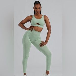 BuffBunny BBL legging - Sage